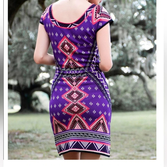 Miami Abstract Tribal Geometric Short Sleeve Dress Purple Small NWT - Picture 2 of 12